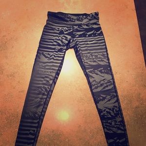 Women’s Nike Dri-Fit compression pants size small